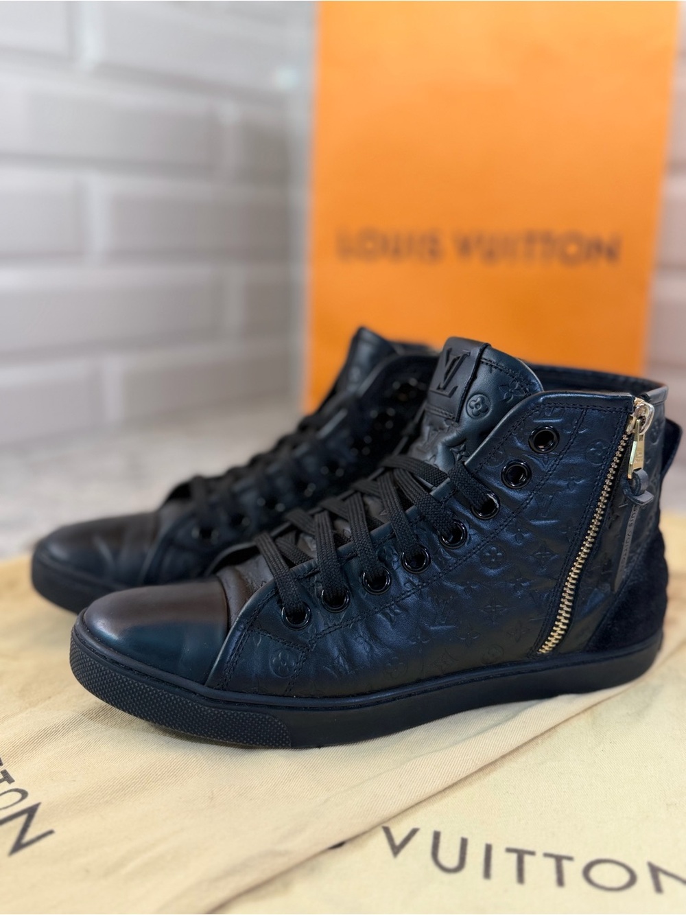 Authentic Louis Vuitton Empreinte Leather Black Monogram High-Top Sneakers